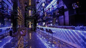 CROSS ROPPONGIの会場の特徴-【各フロアについて】Bar Area（バーエリア）