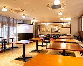 ビストロカツキ CIAL横浜ANNEX店のフロア1のメイン画像