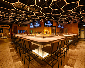 STADIUM BAR 赤坂リーグのフロア1のメイン画像