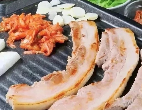 和牛×成吉思汗 天竺のサムギョプサル食べ放題プラン 2時間飲み放題付き