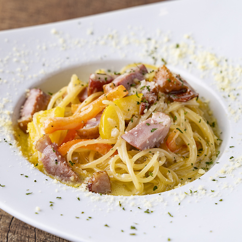 ピザとワイン トリバキッチン grits 本町店の料理・施設等のイメージ画像9
