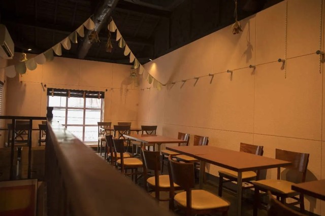 ピザとワイン トリバキッチン grits 本町店の会場内イメージ4枚目