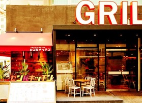 GRILL＆WINE センバキッチン 北梅田店のお得な衣装販売