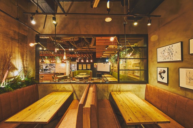 SENBA KITCHEN GREEN HOUSE Grill&Wine ハービスプラザ店の会場内イメージ4枚目