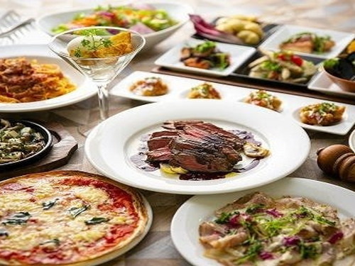 イタリアンダイニング＆カフェ DECOの【プレミアムウェディングプラン】 フリードリンク付！魚も肉も贅沢に♪シェフが贈る絶品イタリアン