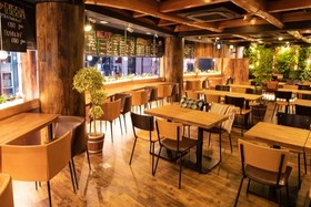 CHEESE DINING GARDEN～ガーデン～三宮のどんな会場？？