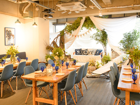 ジャルディーノ リンシエメ【Giardino L’INSIEME】のフロア1のメイン画像-神戸三宮の西海岸レストラン・ジャルディーノで結婚式二次会