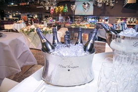 パーティースペース マハラジャ 京都のブライダルの様子