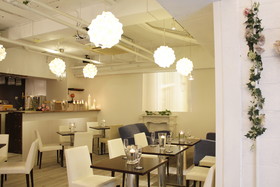 kobe cafe style Azzurroのパーティーシーン-当日のレイアウト