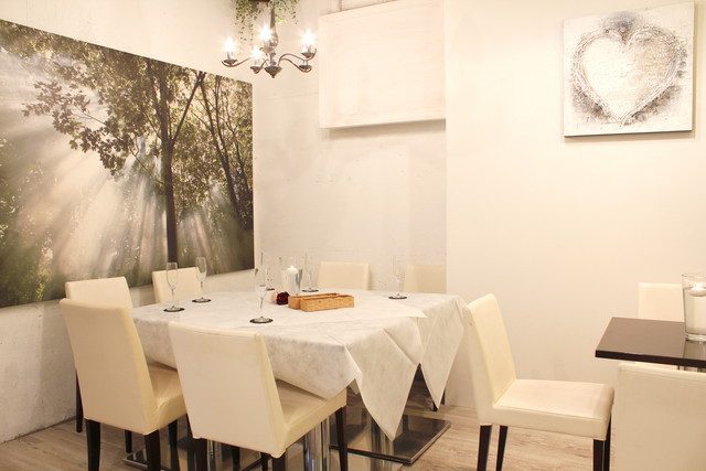 kobe cafe style Azzurroの会場内イメージ1枚目-幹事様専用席としても