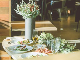 リンシエメ【L’INSIEME －CAFE&BREAD－】の人気の秘密-無料特典多数の二次会プラン5,500円～
