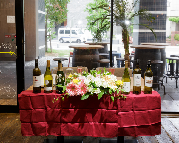 近江牛Steak＆Wine モダンミール 草津店の会場内イメージ9枚目