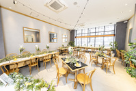 cafe & restaurant TIP TOE 梅田店の施設・サービスのメイン画像