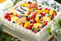 お家まるごとウエディング 神戸元町 ALBARの人気の秘密-ウエディングケーキもご用意できます。