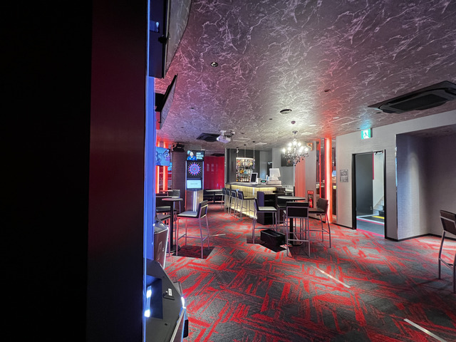 B‐GARAGE 天六店の会場内イメージ9枚目