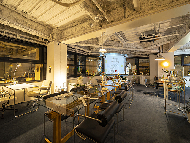 302roomの会場内イメージ2枚目