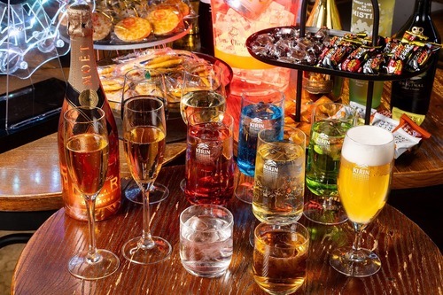 【結婚式二次会プラン】料理4品＋2H飲み放題＆ダーツ・カラオケなども遊び放題のメイン画像