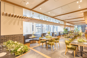Royal Garden Café UMEKITA～ロイヤルガーデンカフェ～うめきたの当店の魅力