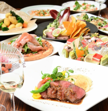 Cafe ＆ Bar Bonn Reine ～ボンレーヌ～ Kobekan名駅店の【1.5次会に！】真鯛の香草パン粉焼き・牛ロースなどお料理10品・フリードリンク2時間