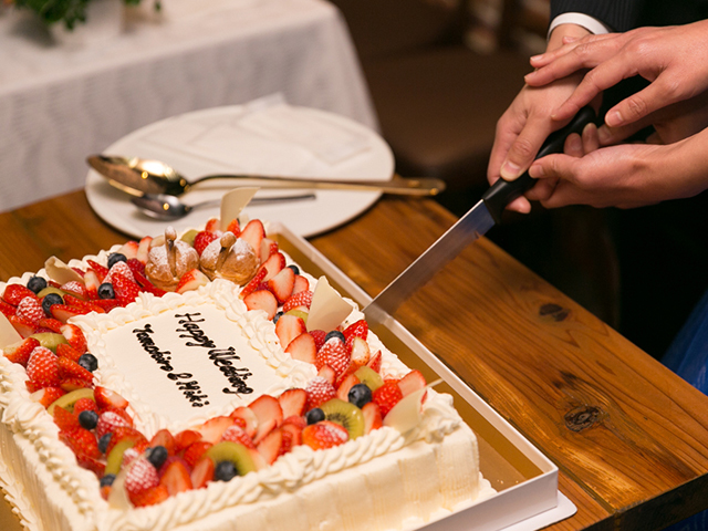 イタリアンバル ROMANOの料理・施設等のイメージ画像5-『プレミアムプラン』は豪華ケーキにグレードアップ