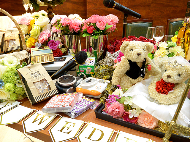 パティスリー＆ブラッスリー RUBETTA【ルベッタ】岐阜駅前店の料理・施設等のイメージ画像7-パーティを楽しむ余興グッズを完備