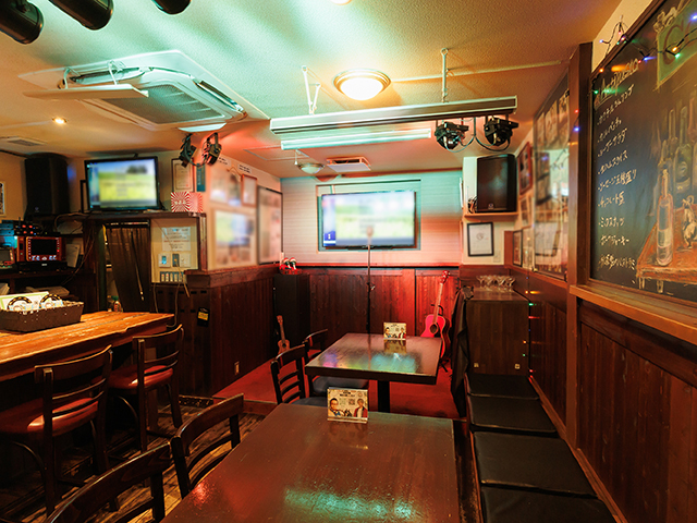 カラオケ バル COMPLETEの会場内イメージ1枚目