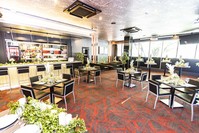 B-GARAGE 名古屋伏見店の施設・サービスのメイン画像