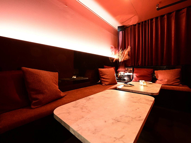 hills ～貸切中華レストラン～の会場内イメージ2枚目-結婚式二次会の場合には新郎新婦様の控室としてご利用ください♪