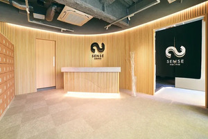 CAFE ＆ BAR SENSE ～センス～のどんな会場？？