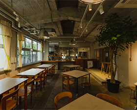 yoake ～ヨアケ～ world relay kitchenのフロア1のメイン画像