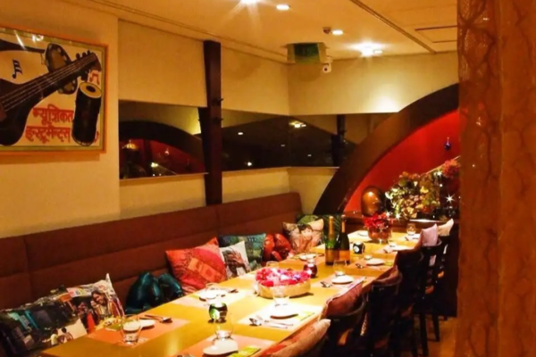 TOMBOY cafe 106 渋谷道玄坂店の非日常な空間