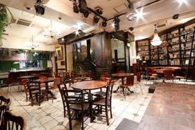 渋谷 原宿 Green Lounge【シブヤ ハラジュク グリーンラウンジ】のフロア1のメイン画像