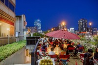 Tsubamesanjo Bit Dolce ＆ Giftのフロア1の詳細画像1-夏季は、屋外の使用も可能です。