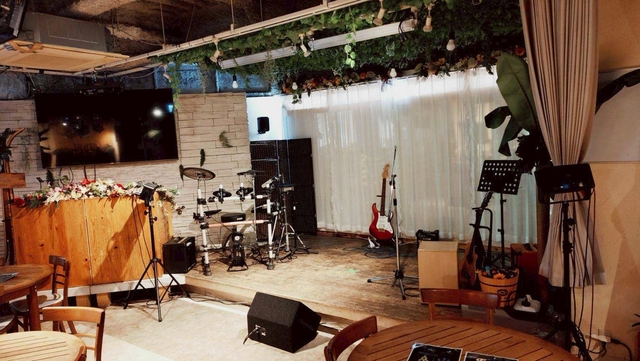 Bar & Entertainment Tuneの会場内イメージ8枚目