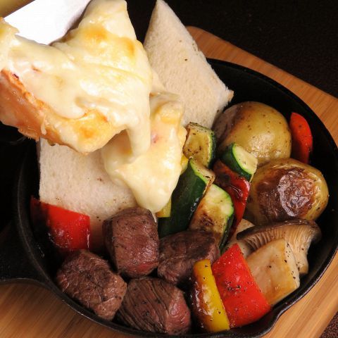 Wedding Lounge ROUND DINING （ラウンドダイニング）の料理・施設等のイメージ画像9
