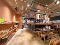 Keyaki no Mori Cafe＆Bar 一番町の施設・サービスのメイン画像-プロジェクター・スクリーン、各種アイテムやお手配までお気軽に